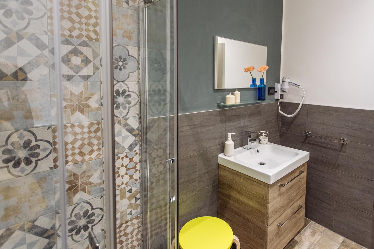 باليرمو Politeama Luxury Suites المظهر الخارجي الصورة